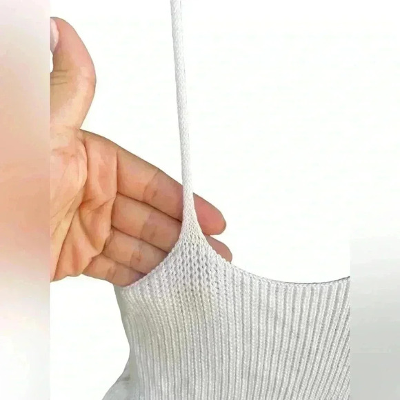 Unbranded women’s Sleeveless knit ruffle hem, tank tops v neck crop vest sweater - Picture 7 of 7